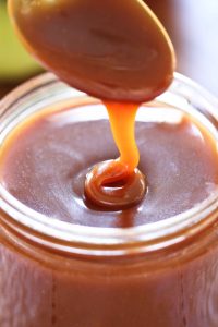 How do you make Caramel Sauce from Caramelized Sugar?